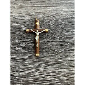 Vintage Wood Crucifix Cross Jesus Pendant Necklace Religious Gold Tone